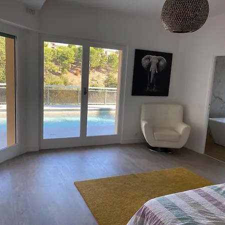 Magnifique Familiale Avec Piscine Nice
